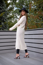 Load image into Gallery viewer, MILA - CARDIGAN CREAM - CTJ012

